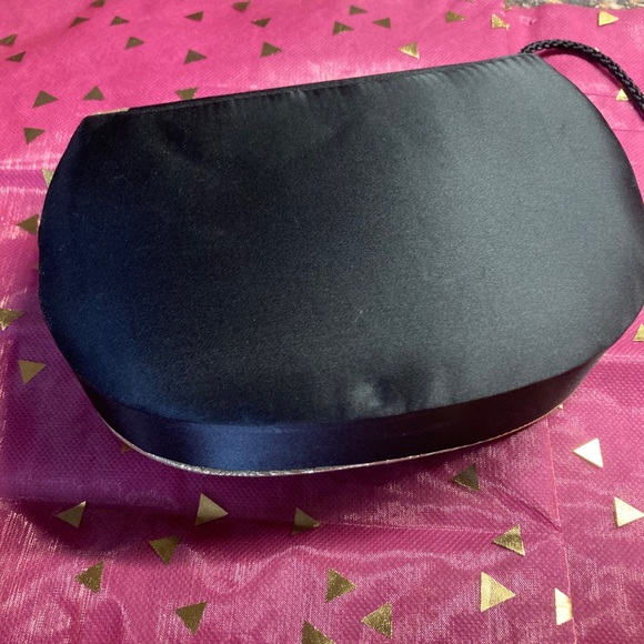 Evening Clutch black elegant silky clutch - Picture 2 of 2